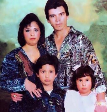 Marisela Vallejos Felix with her husband Chalino Sanchez and children Adan and Cynthia Sanchez